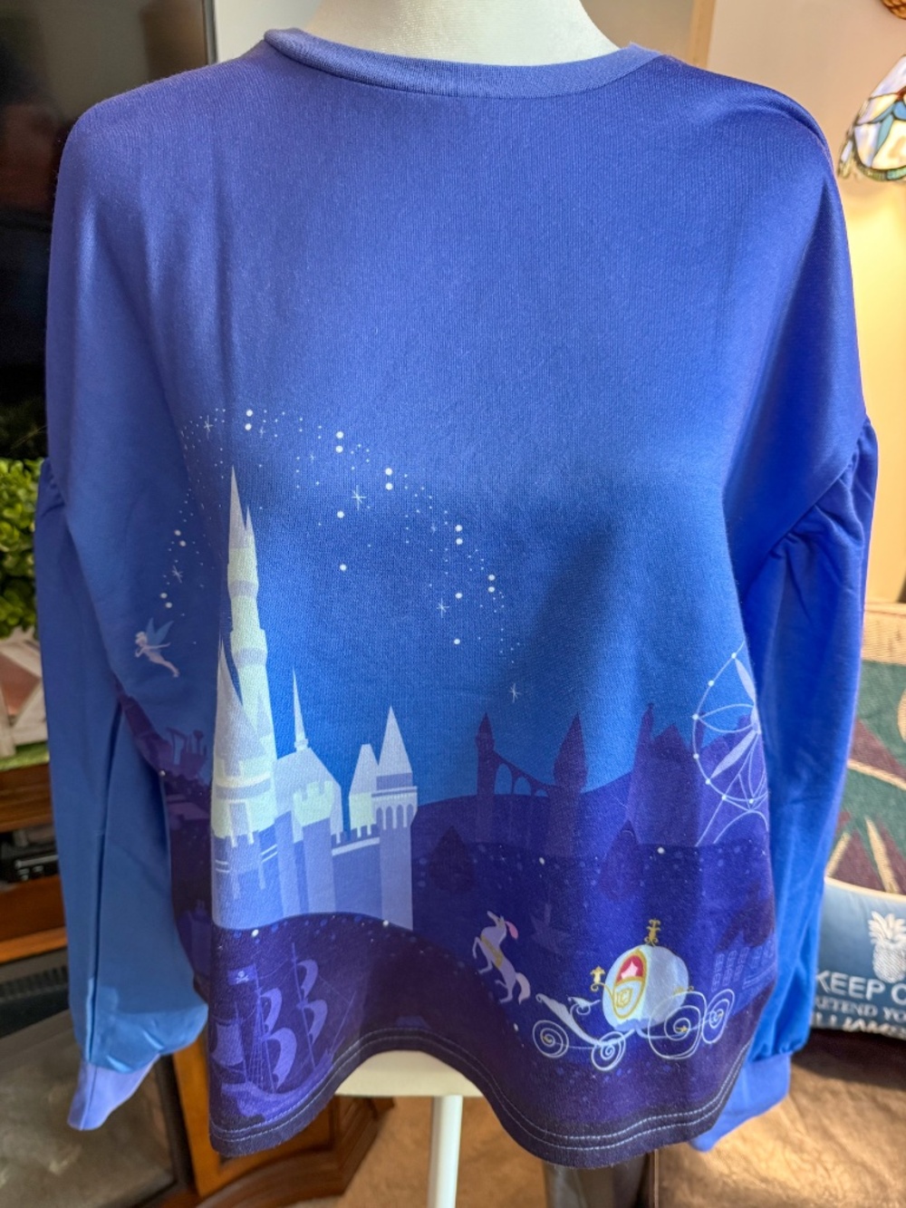 NWT - Disney Her Universe Women's Cinderella Carriage M Sweater